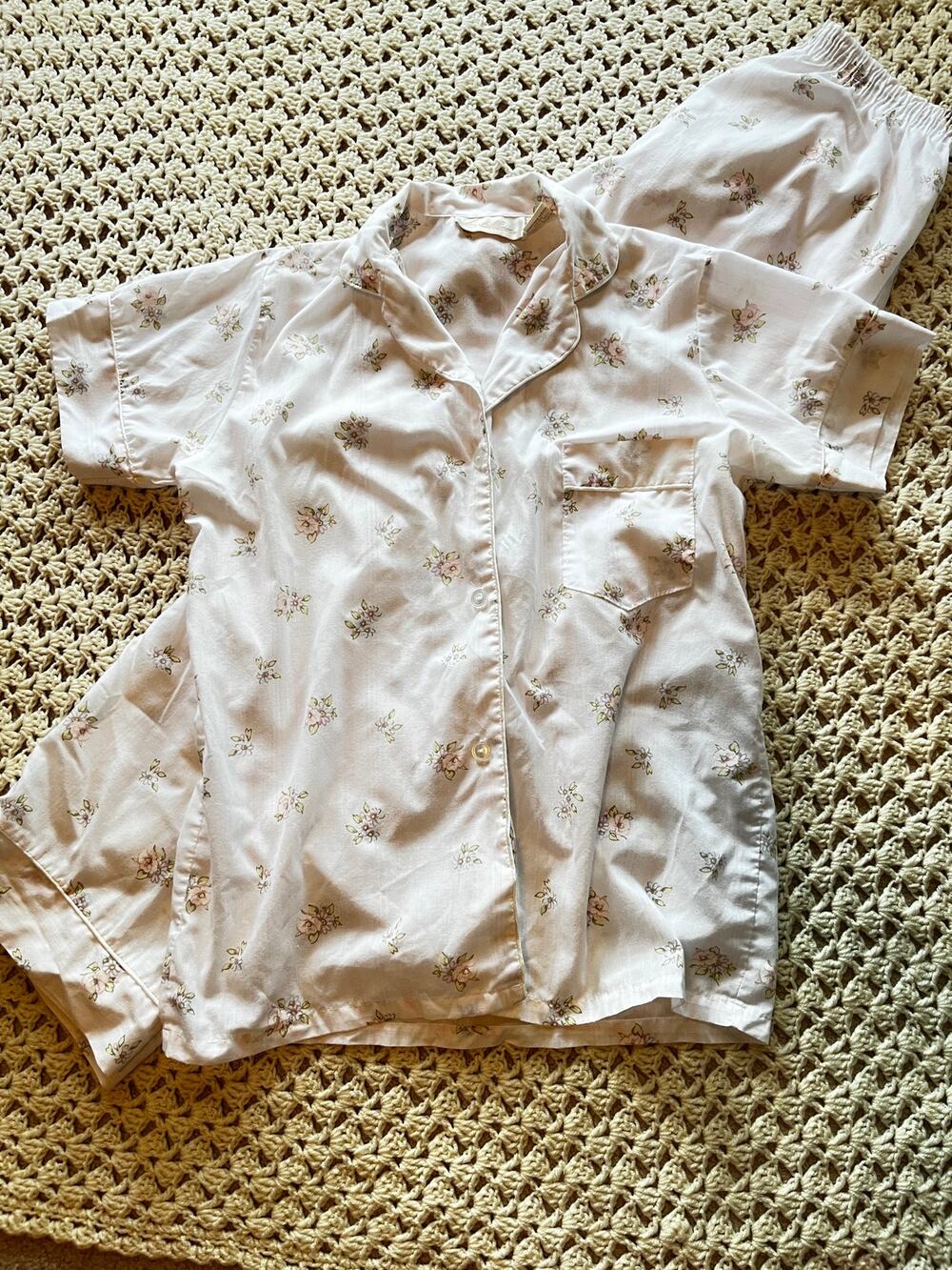 Vintage 90s Floral Pajama Set Summer Cotton Pants Short Sleeves Size Small